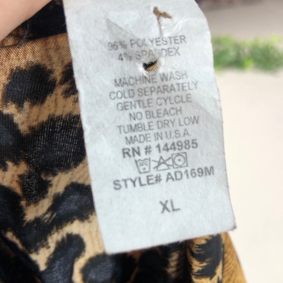 ❗️SOLD Leopard print long sleeve dress size XL - Picture 6 of 8
